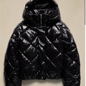 Black cropped puffer jacket